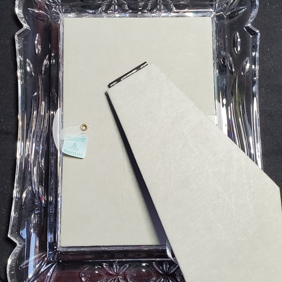 SOLD Crystal music box and picture frame - Picture 4 of 9